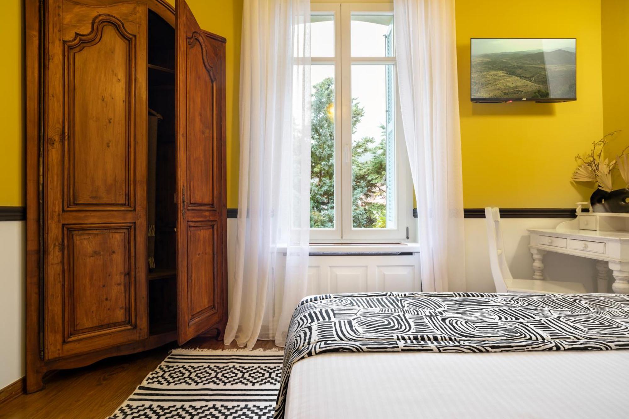 Archontiko Parnassus Dadi Hotel อัมฟิเกลีย ภายนอก รูปภาพ